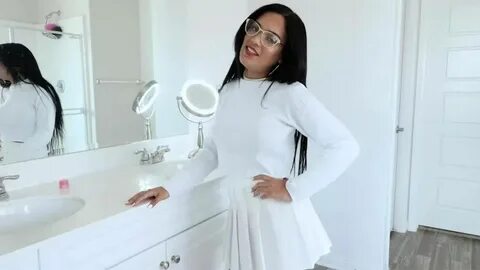Alina belle maid. 