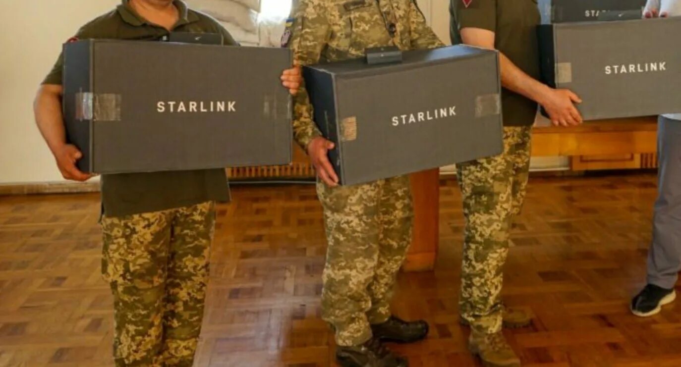 Старлинк маска что это. Терминал starlink. станция старлинк. терминал спутниковой связи starlink.
