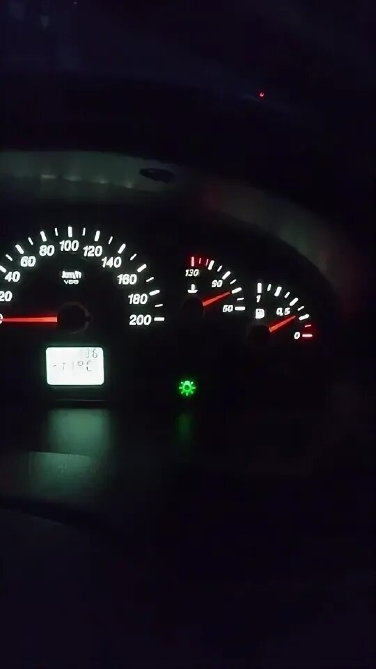 приора падает температура. шкала температуры охлаждающей жидкости приора. приора падает температура. приора падает стрелка температуры двигателя. рабочая температура приора 16.