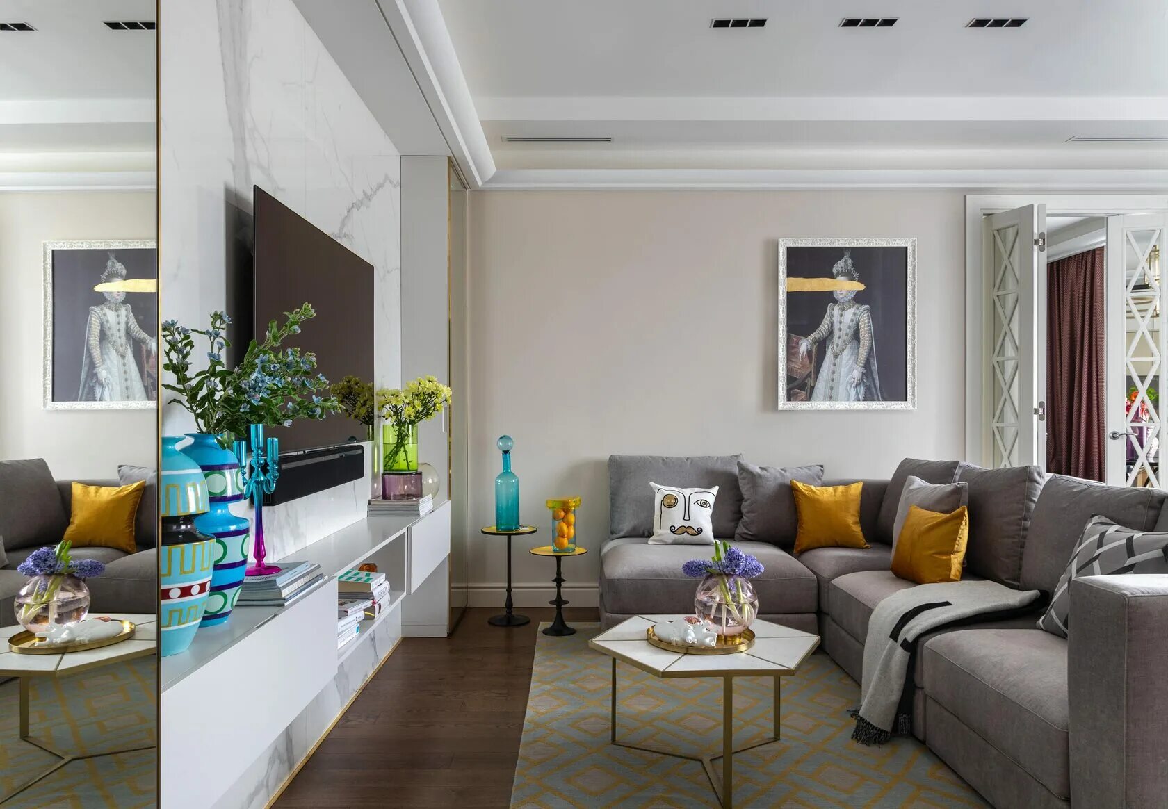 Авторский интерьер. Графический дизайнер. Interior design. Современный светлый интерьер. Дизайн система.