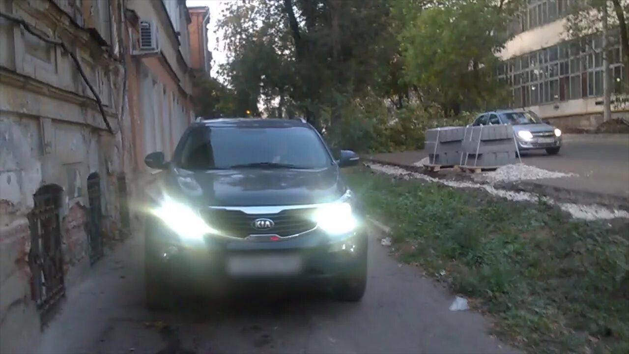 Езда по тротуару 2023. Езда по тротуару 2023. Штраф за езду по тротуару. Езда по тротуару. Ездить по тротуару на машине.