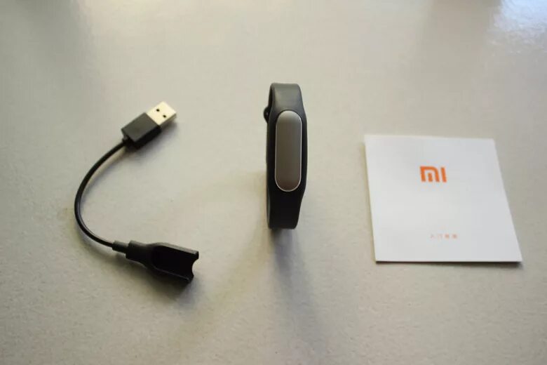 Зарядить часы без зарядки в домашних условиях. Xiaomi mi Band 6 зарядка. Зарядка для Xiaomi mi Band 3. Xiaomi mi Band 7 зарядка. Зарядка для фитнес браслета Xiaomi mi Band 6.