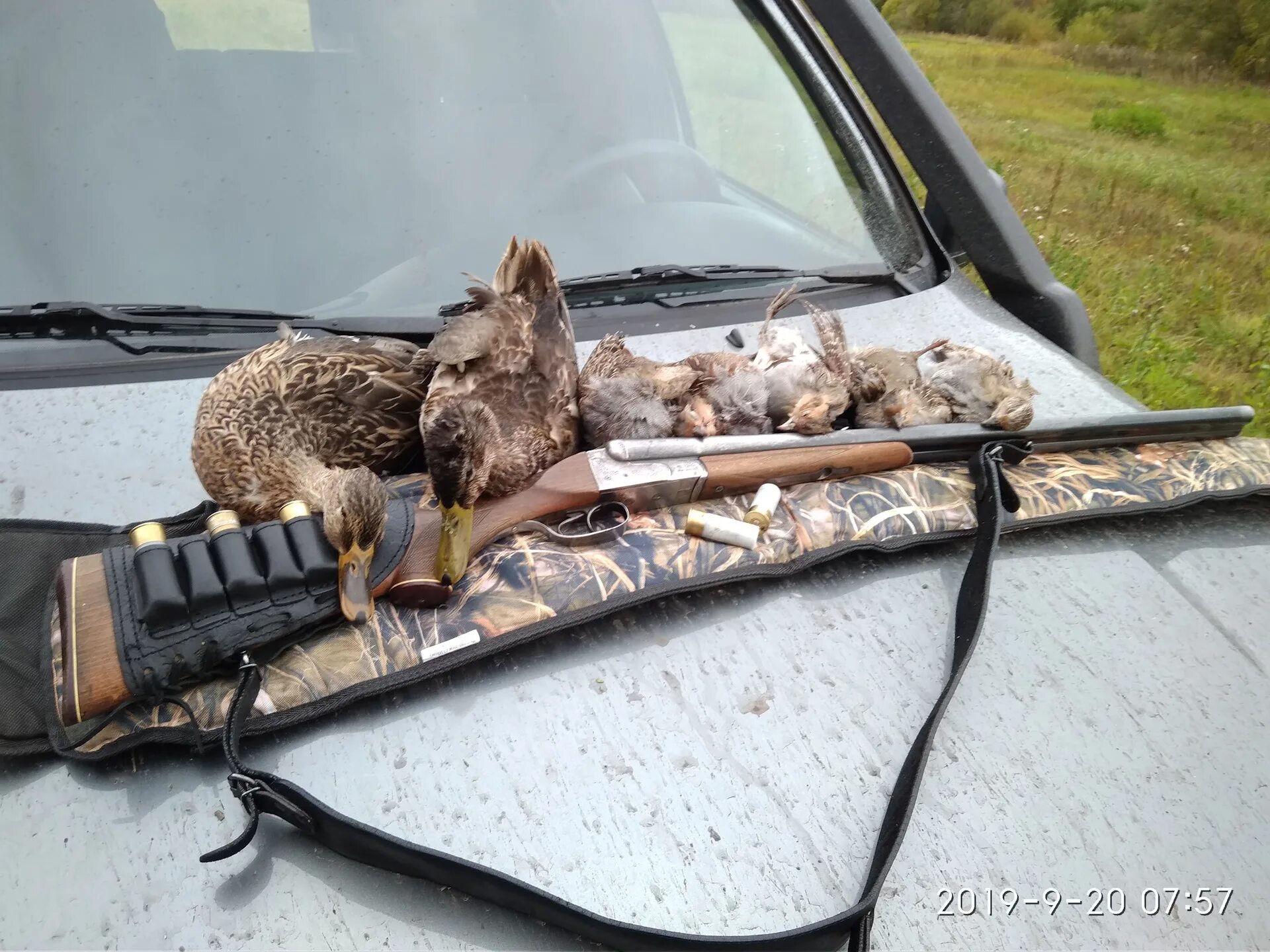 Уаз на охоте в лесу 469. Авто охота с клонами 61. Машина охотника. Нива 2329 для охоты. Авто охота с клонами 61.