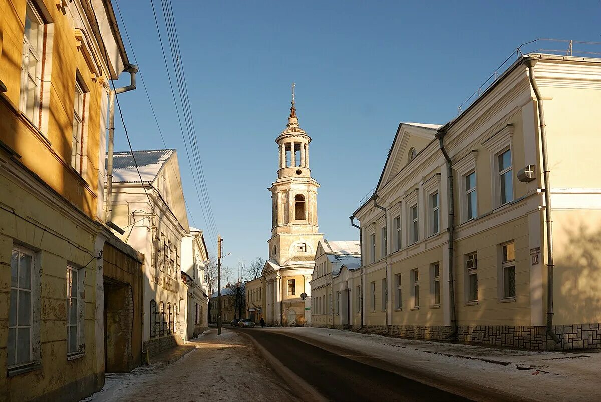 Торжок город в тверской. Провинциальный городок торжок. Торжок 18 век. Ул луначарского город торжок. Улицы г торжок.