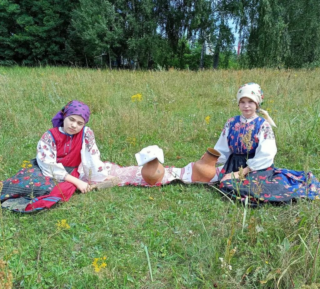 Клинцовский район с. Коржовка. Коржовка-Голубовка Клинцовский Брянская область. Фольклорный Брянский. Костюм села. Погода в коржовке голубовке