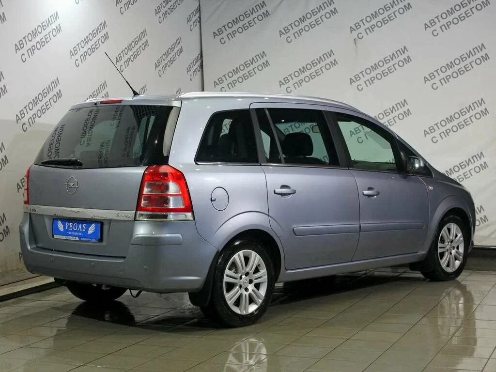 Тойота. Зафира. 2008. Тойота Зафира 2006. Комплектации Opel Zafira 1.6 2002г. Машина Опель Зафира  1.9 дизель. Авито опель зафира б