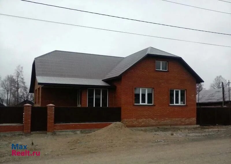 Дом город бирск. Бирск киров. Коттедж в бирске. Коттеджи в г. Авито бирск.