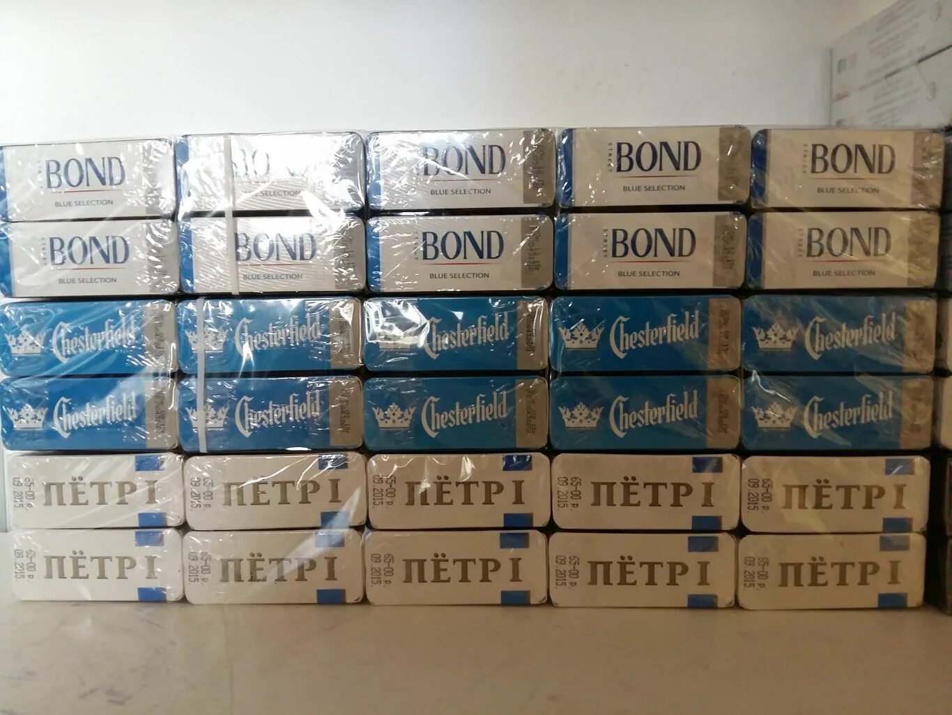 блок сигарет. блок стиков heets. блок сигарет винстон синий. блок сигарет винстон синий. продаю сигареты блоками.