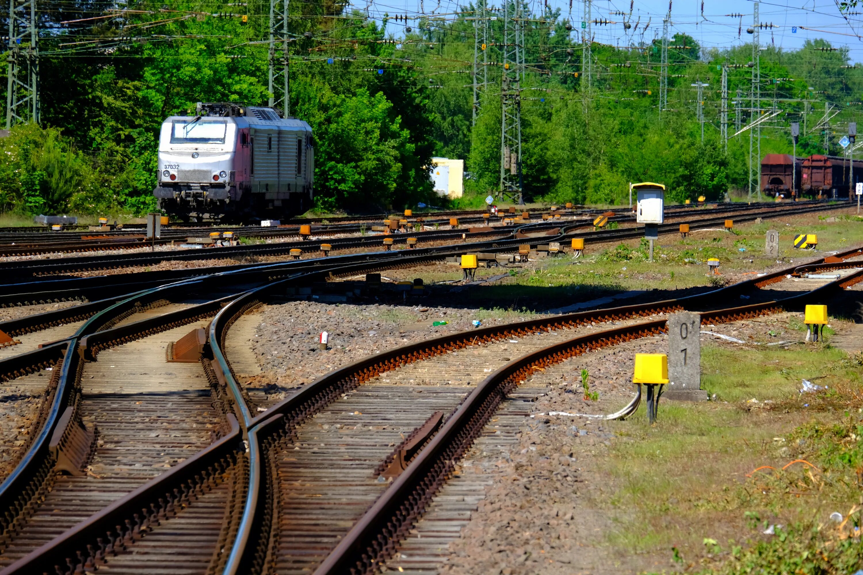 Действующая железная дорога. Железная дорога Rail track 4110. Железнодорожные пути. Железнодорожные стрелки. Рельс Железнодорожный.