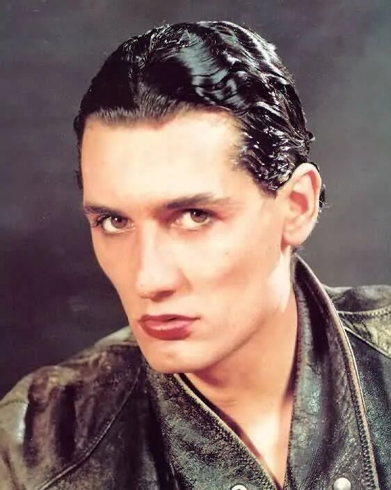 Joe yellow фото. джо йеллоу. Joe yellow - love at first. Joe yellow i'm your lover. Joe yellow - love at first.