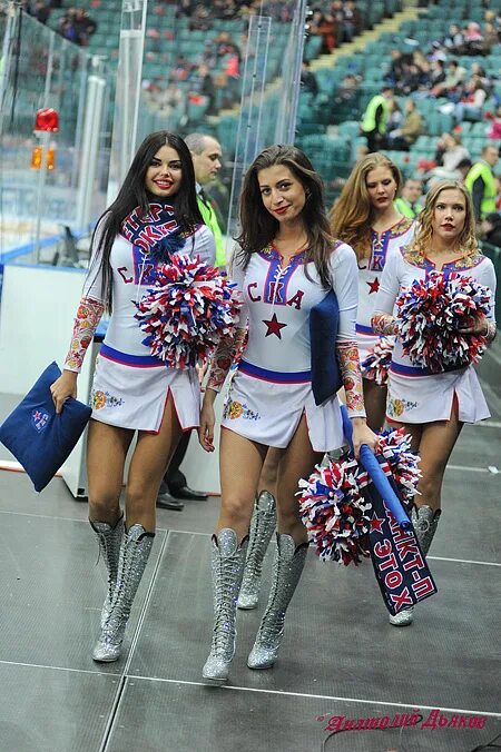 ска хоккей систерс. группа поддержки соул систерс зенит. Soul sisters («зенит»). черлидерши хк динамо москва хоккей. группа поддержки зенит футбол.