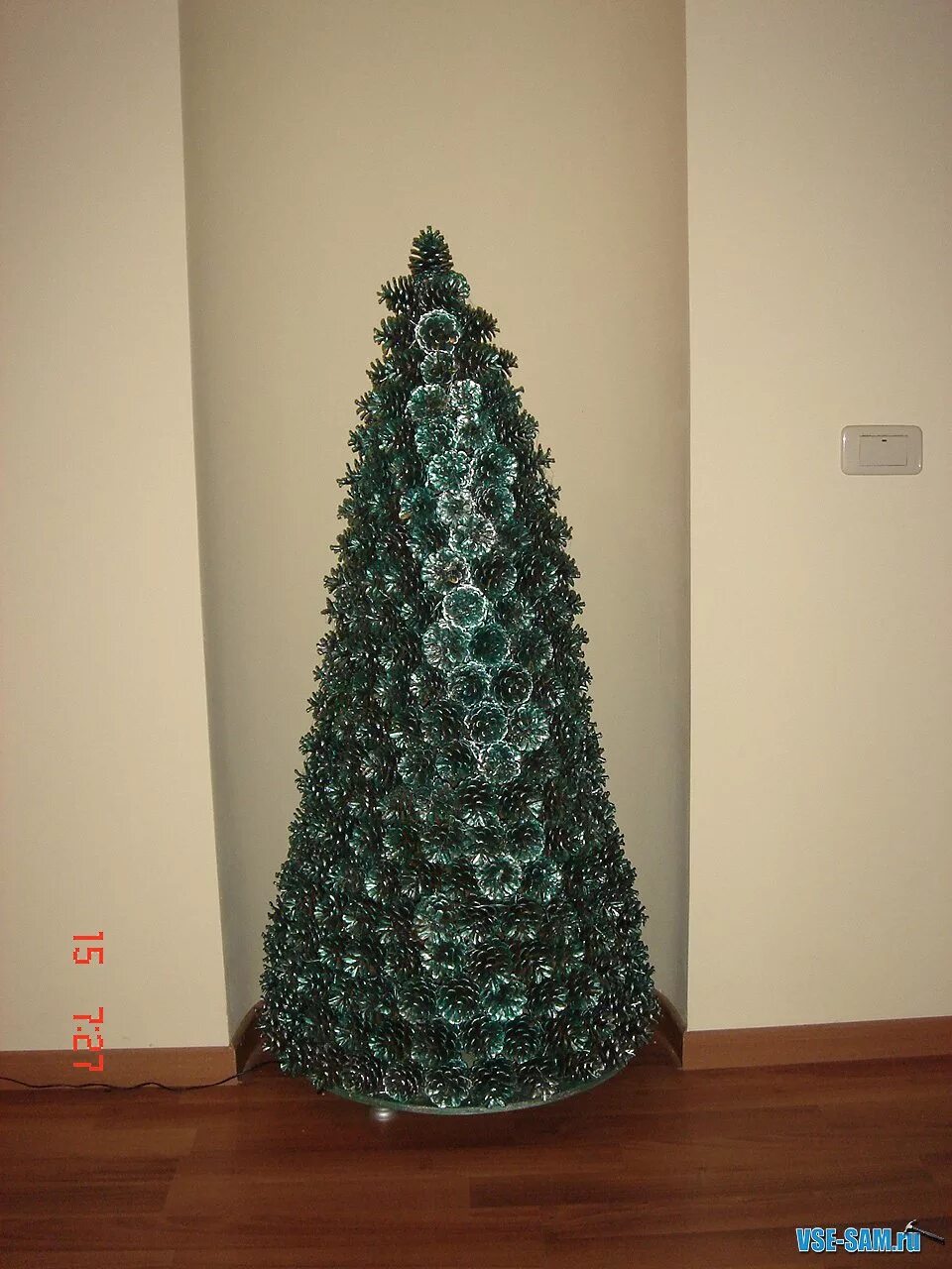 Елка своими руками большая. Сделать елку 1 метр. Сделать елку 1 метр. Сделать елку 1 метр. Креативная елка своими руками.