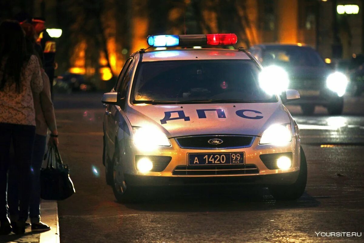 Полиция едет на вызов