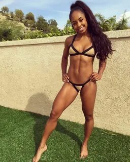 Ebony Girls, Ebony Women, Energy Fitness, Black Curves, Coloured Girls, Bik...