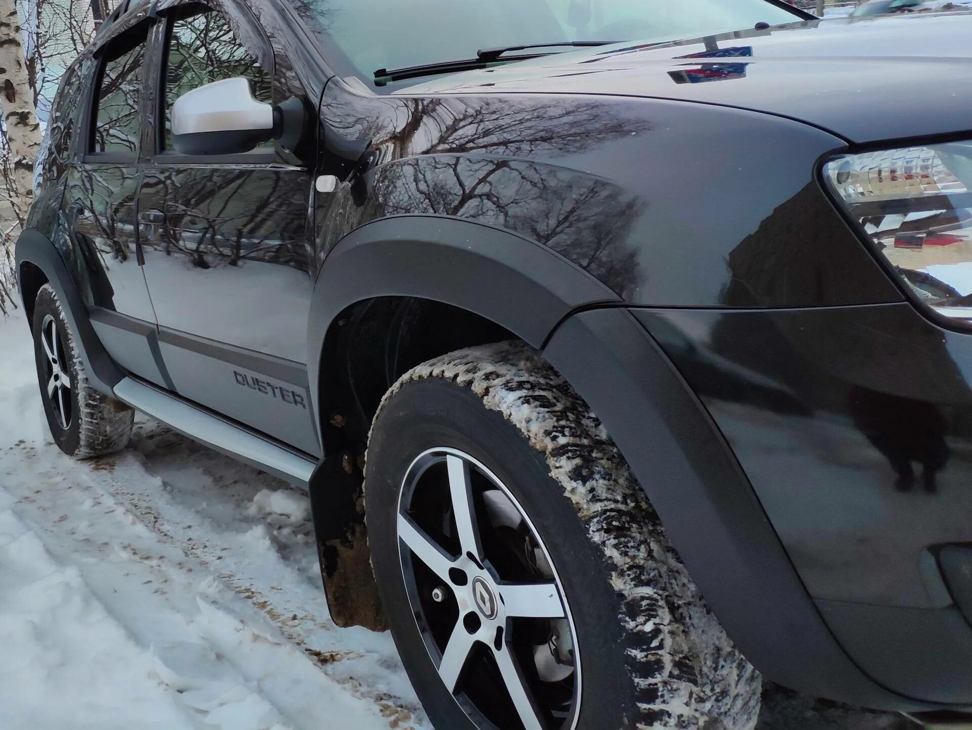 Renault duster расширители колесных арок. Расширители колесных арок рено дастер 2013. Расширители колесных арок renault duster ph1. Расширители арок рено дастер 2021. Расширители арок дастер 2021.