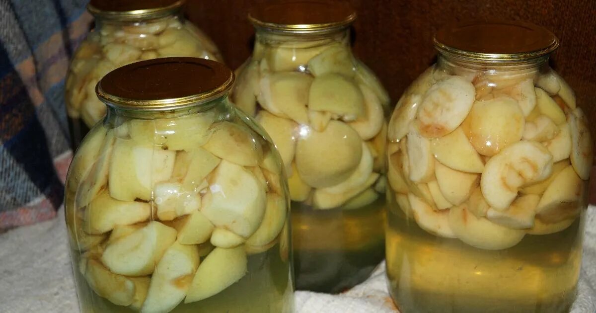 Как закатать яблочный компот. Белый налив компот. компот из яблок. яблочный компот из резаных яблок. компот из белого налива.