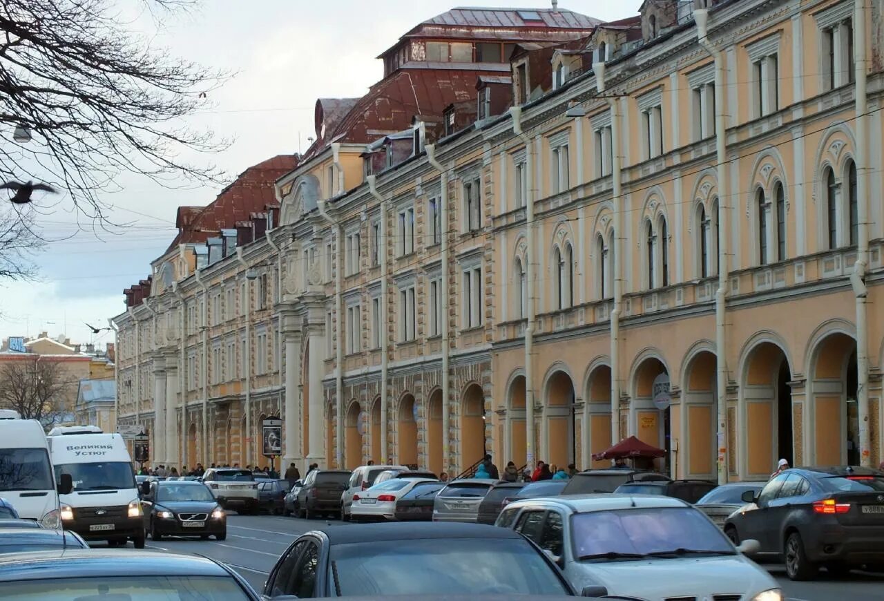 Апраксин 3. Апраксин двор санкт-петербург. апраксин двор 18 век санкт петербург. апраксин двор санкт-петербург 19 век.