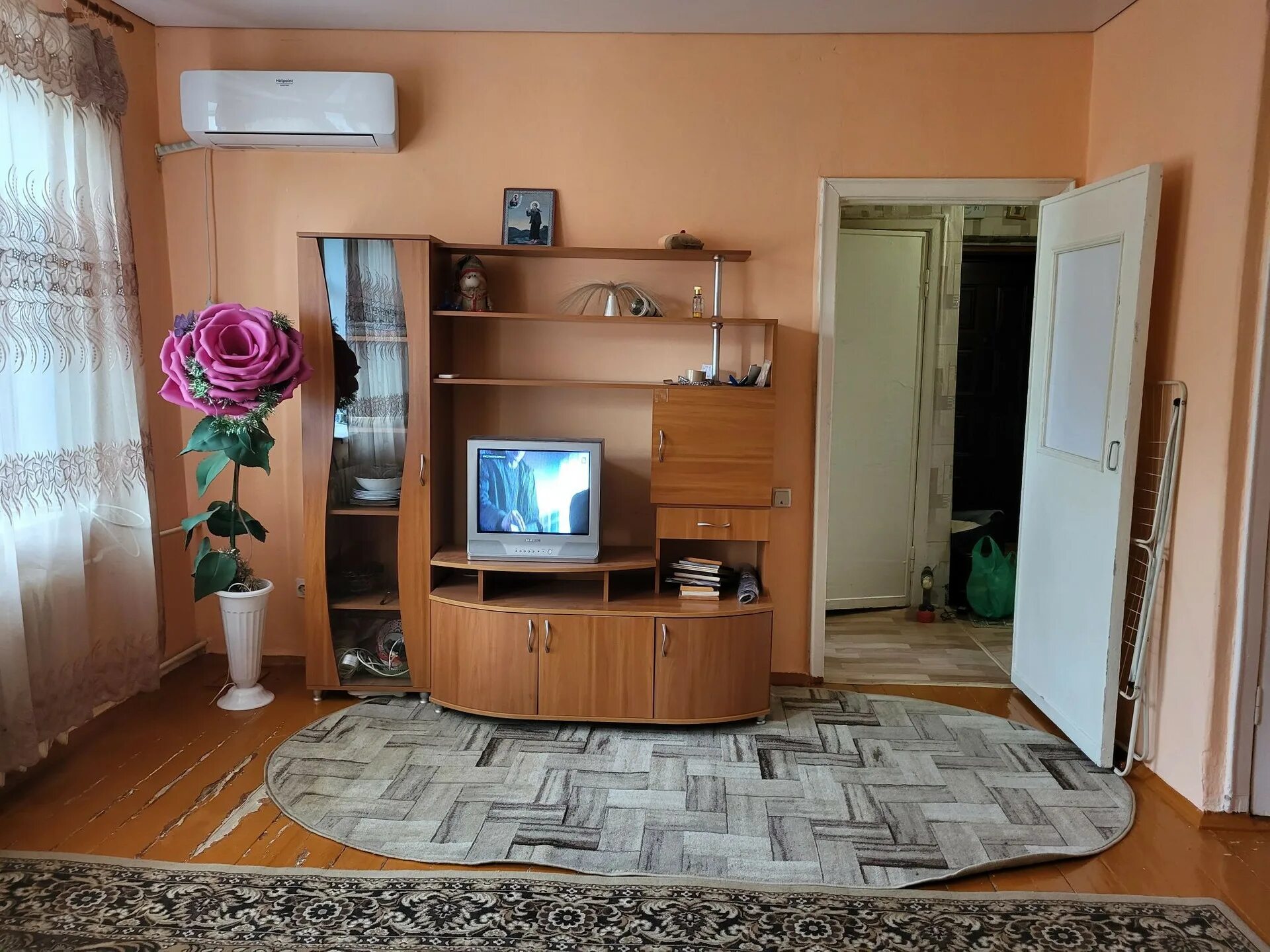 Продам квартиру в Магнитогорске Труда 24 площадью 50.00/30.00/8.00 - 2350 руб