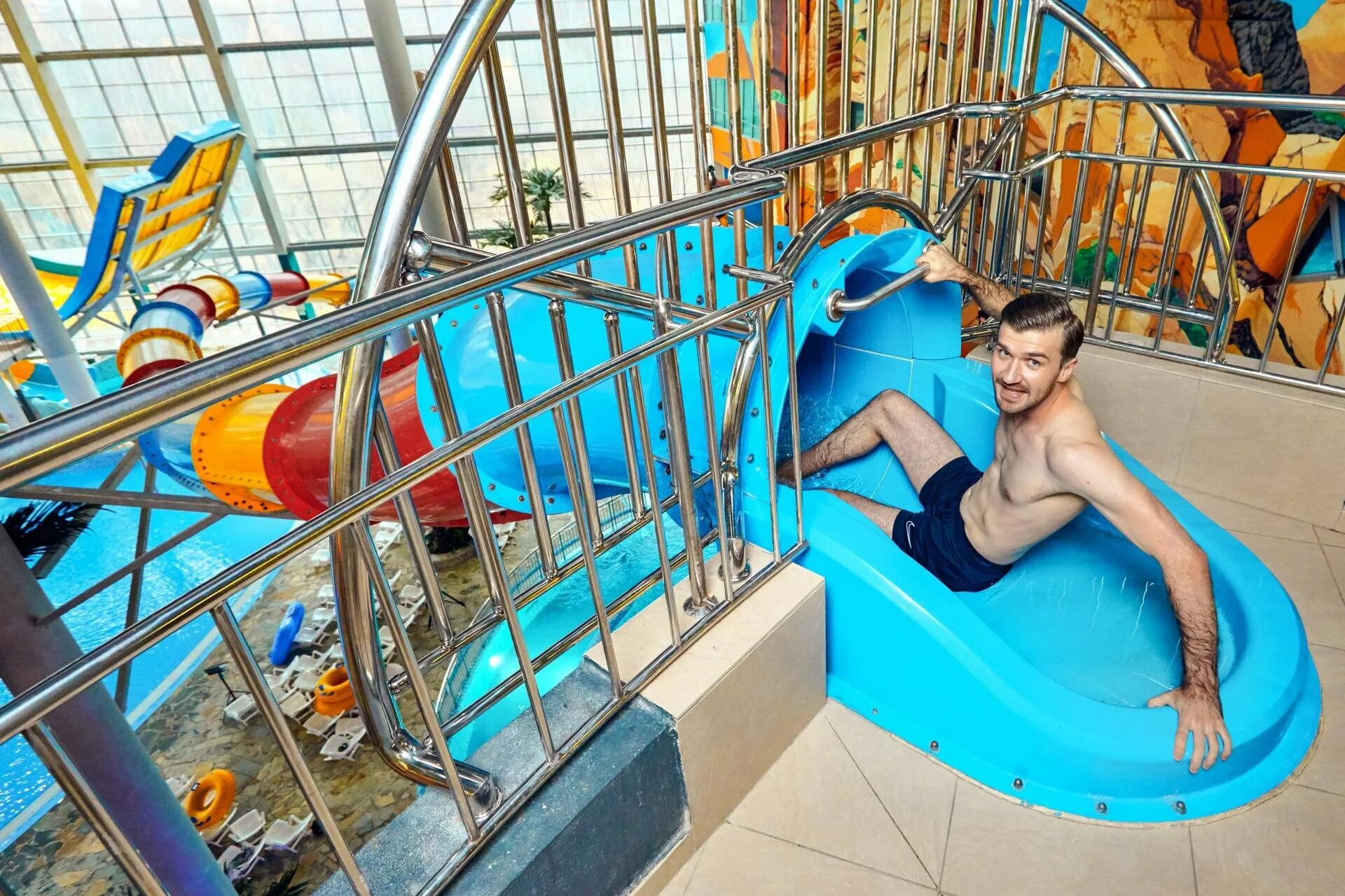 Аквапарк Мореон в Москве. Парк Мореон в Москве. Самый большой аквапарк в Москве аквапарк Мореон Москва. Голубинская 16 аквапарк Мореон.