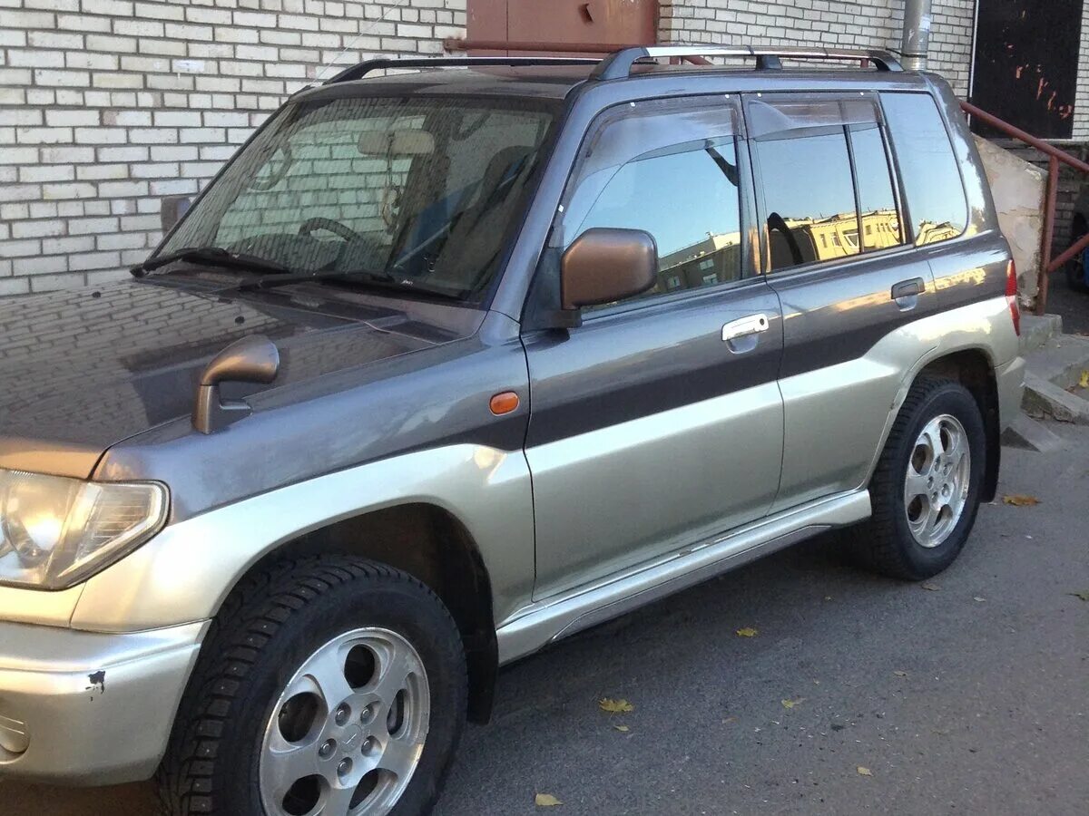 Mitsubishi pajero io 1999. Паджеро ио 1998. Mitsubishi pajero io 2000. 8 at. Mitsubishi pajero io 1998.