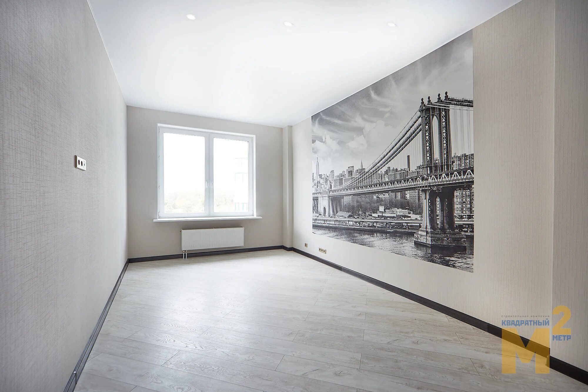 Проекты кирпичных домов с мансардой. Терраса к дому проекты. Узкий дом с террасой двухэтажный. 2 этажный кирпичный дом с гаражом. Проекты коттеджей.