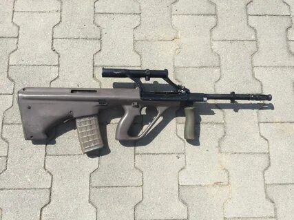 Steyr aug