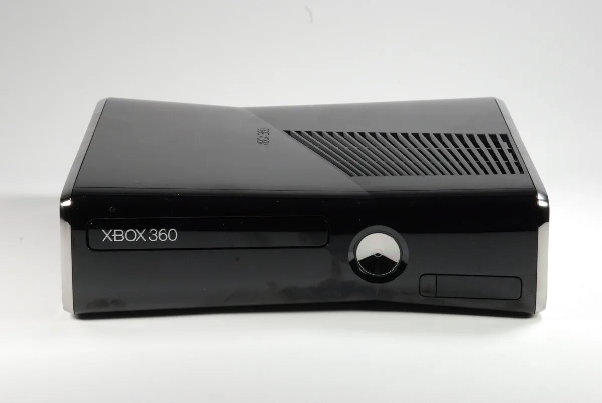 Xbox 360 Slim. Xbox 360 s. Xbox 360 Slim s. Xbox 360 Slim 2010. Хбокс слим