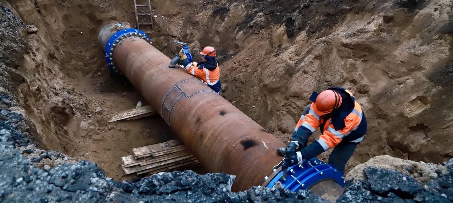 Водопровода купить в москве. Город Санкт-Петербург Водоканал. Реконструкция водопровода. Трубы водоснабжения. Трубопроводы водоснабжения.