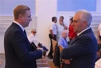 Депутаты подарили мясорубки