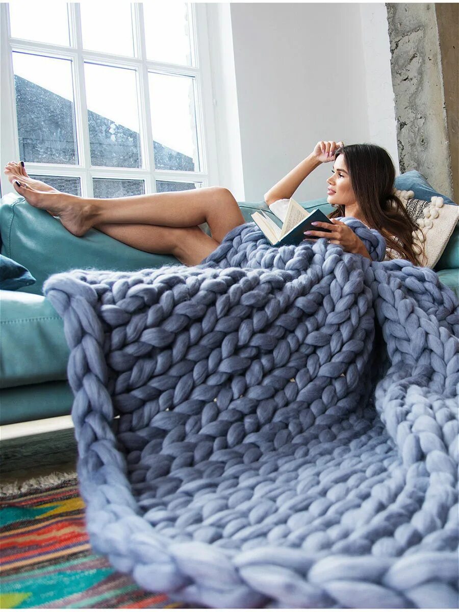 Какая пряжа для вязания пледов. Chunky blanket пряжа. плед из толстой пряжи мериноса. плед cloudlet. плед вязаный.