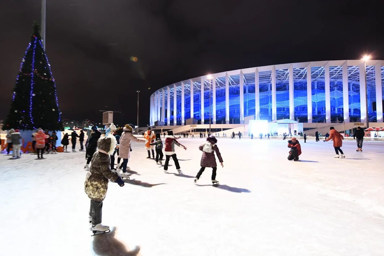 Зарегистрироваться на каток. Каток нижний новгород. каток на стадионе нижний новгород. каток нижний новгород стадион нижний новгород. каток зимняя сказка нижний новгород.