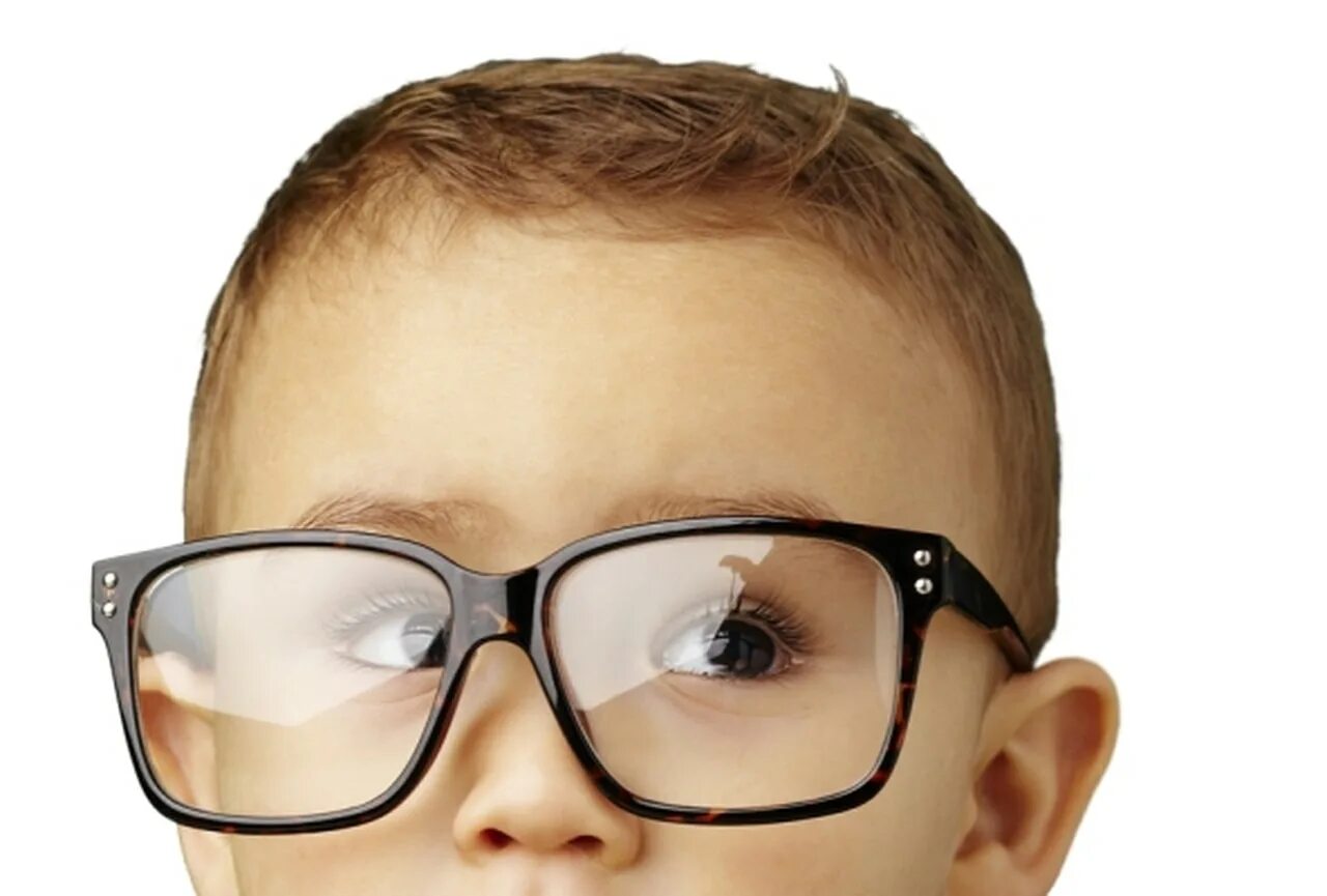 Очки для детей. Детские очки для зрения. Дети в очках. Глаза ребенка в очках. Деточки очки
