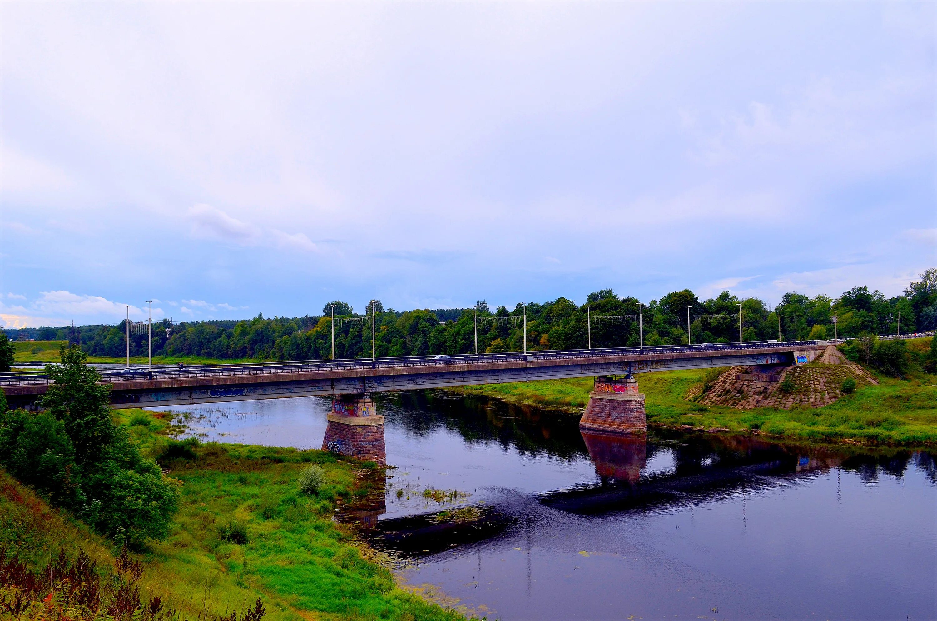 Река Луга Кингисепп. Мост Луги Кингисепп. Кингисепп река. Река Луга Толмачево.