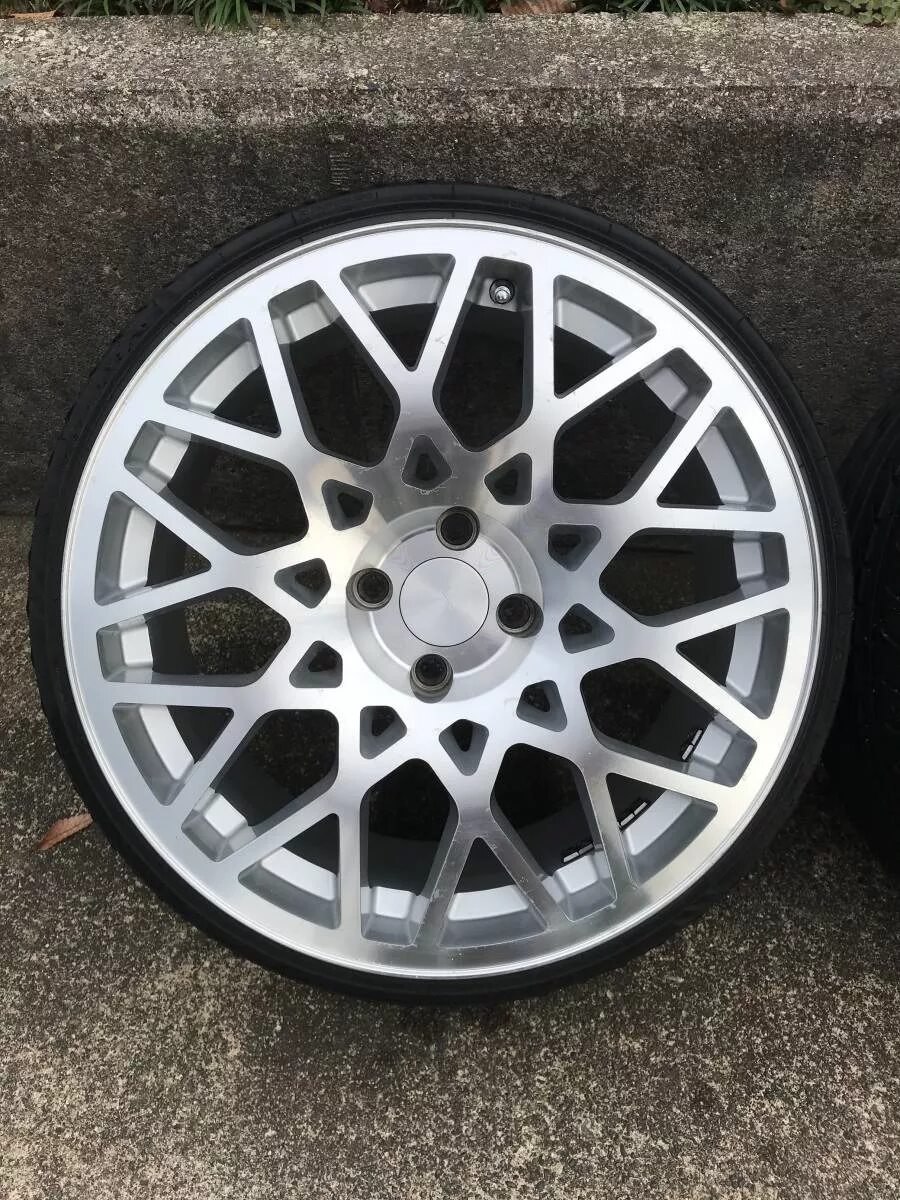 R17 4x100 купить. Rotiform BLQ r17 4x100. Rotiform BLQ r17. Rotiform диски r17 4x100. Rotiform BLQ r16 4x100.