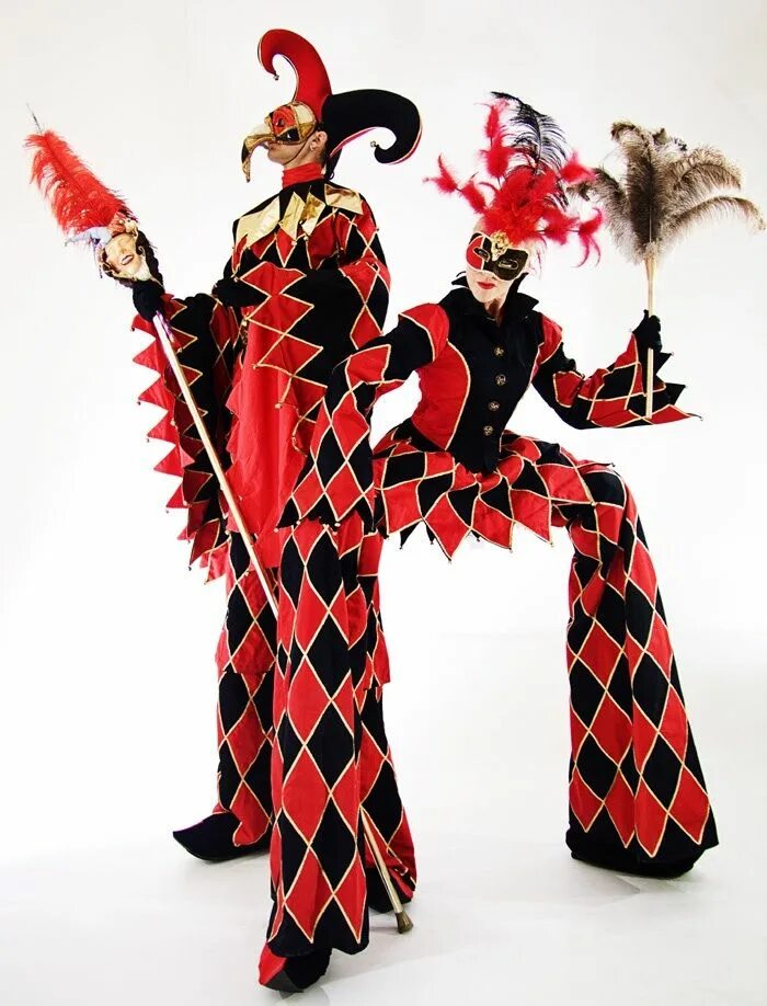 Смех арлекино. Шуты Арлекин Арлекин Арлекин. Костюм шута, скомороха Арлекин. Венецианский карнавал Арлекино. Венецианский карнавал костюм шута.