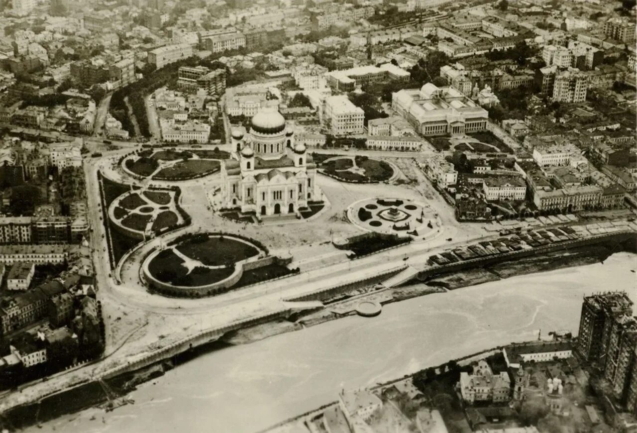 Фотографии 1930 года. Храм Христа Спасителя Москва 1930. Храм Христа Спасителя в 1930-е годы. Храм Христа Спасителя 1930 год. Храм Христа Спасителя (Москва) до 1930 года.