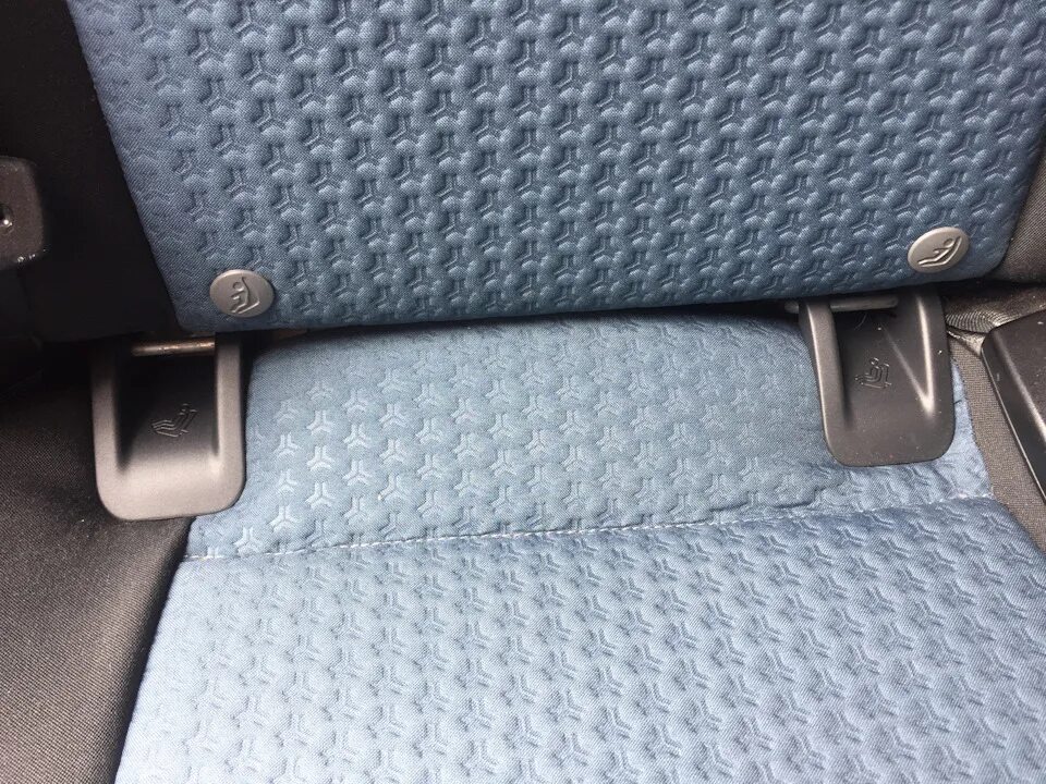 Isofix polo sedan 2011. Volkswagen polo sedan изофикс. Поло изофикс. Vw jetta 6 изофикс. Поло изофикс.