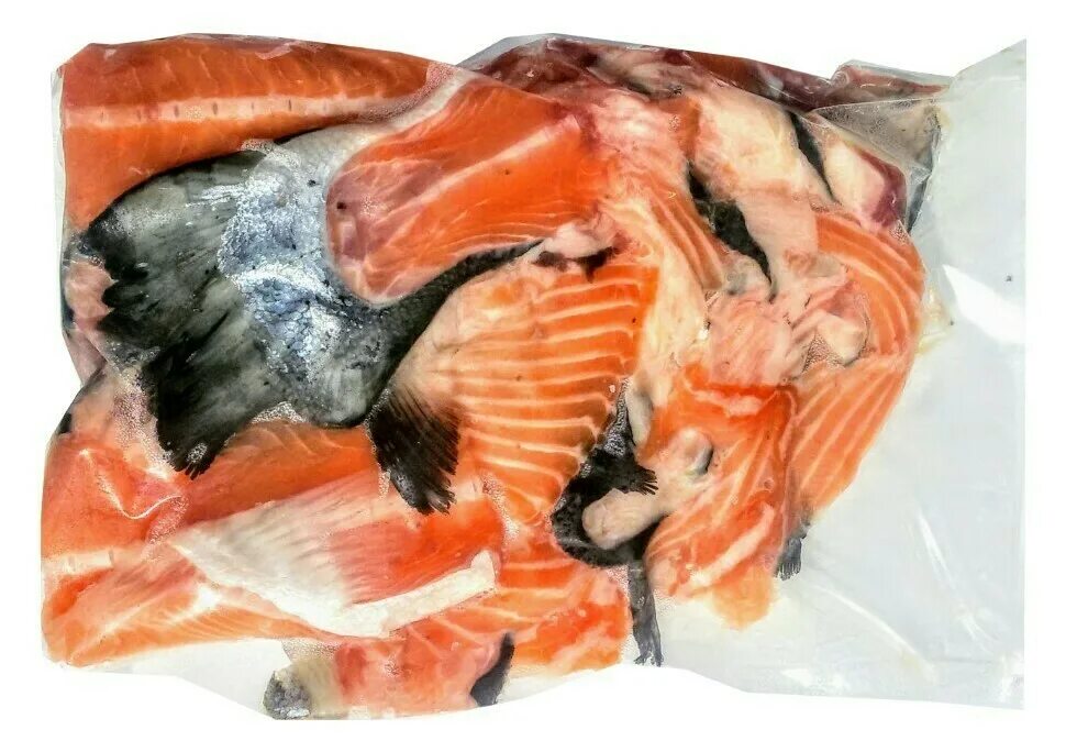 Замороженная рыба купить в москве. Суповой набор семга. Суповой набор для ухи из лосося. Суповой набор форель. Лосось Шкипер Кок 1 кг суповой набор.