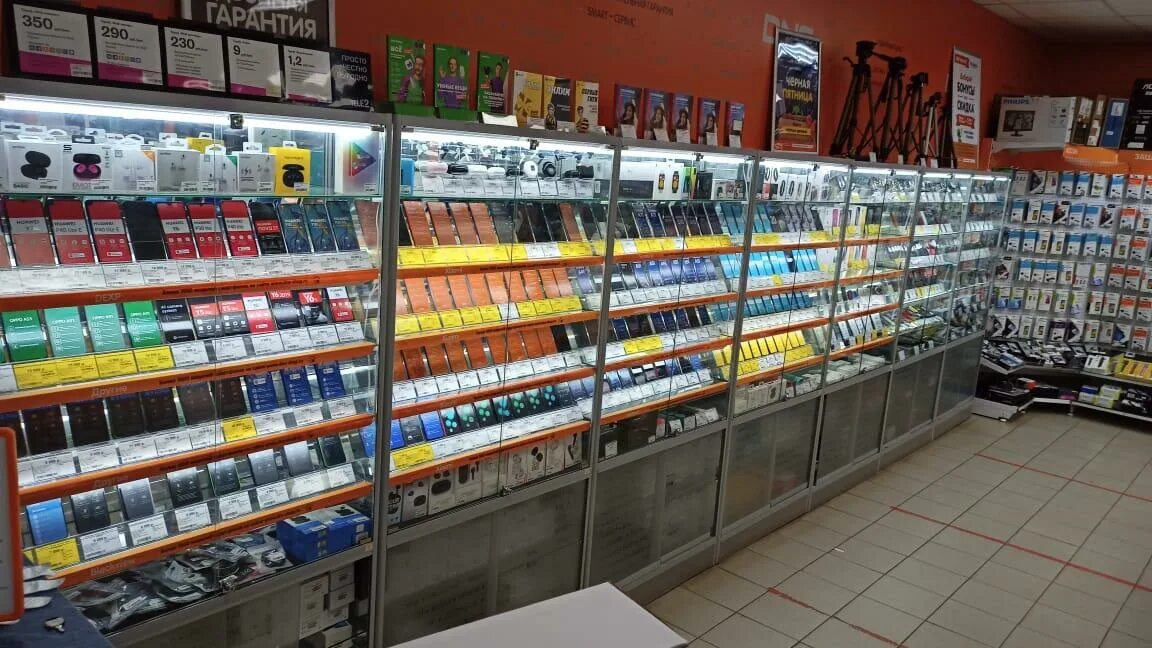 Днс заволжье работа. Днс заволжье работа. Магазин техники в заволжье нижегородской области. Днс заринск. Днс миллерово.