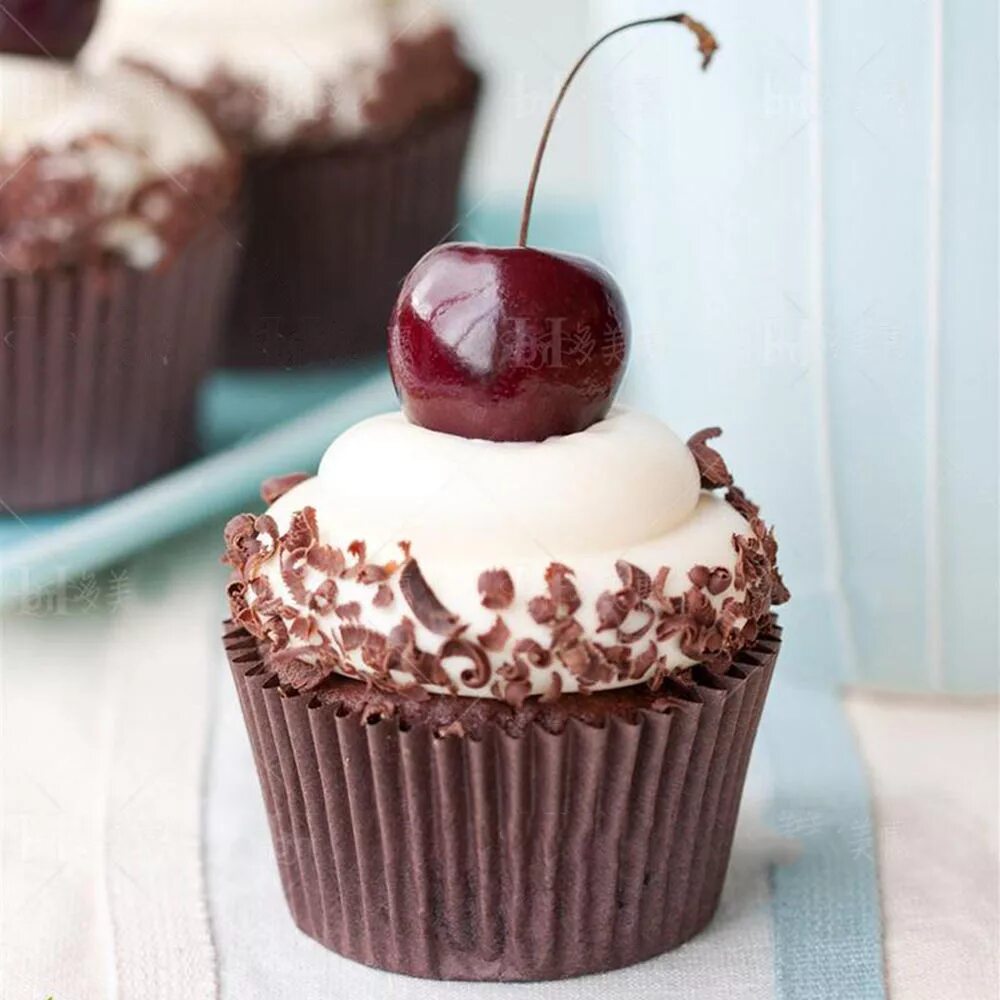 Vegan Black Forest Cupcakes Recipe Black forest cupcakes, Vegan cupcakes, Desser