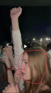 Девушка аглистефана
