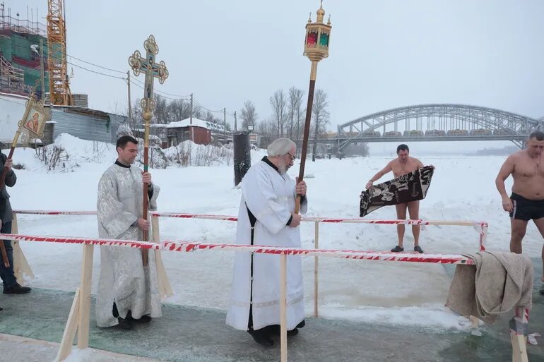 19 января 2015. Крещение в Санкт-Петербурге 2022. Крещение Господне. Крещение 19 января. С Крещением 2022.