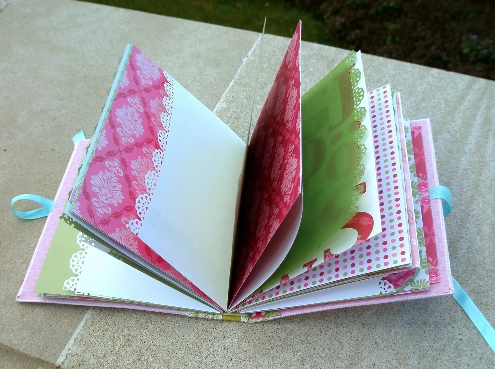 Шмараков р. Книжецы. Книжецы. Книжица империал. Книжецы.