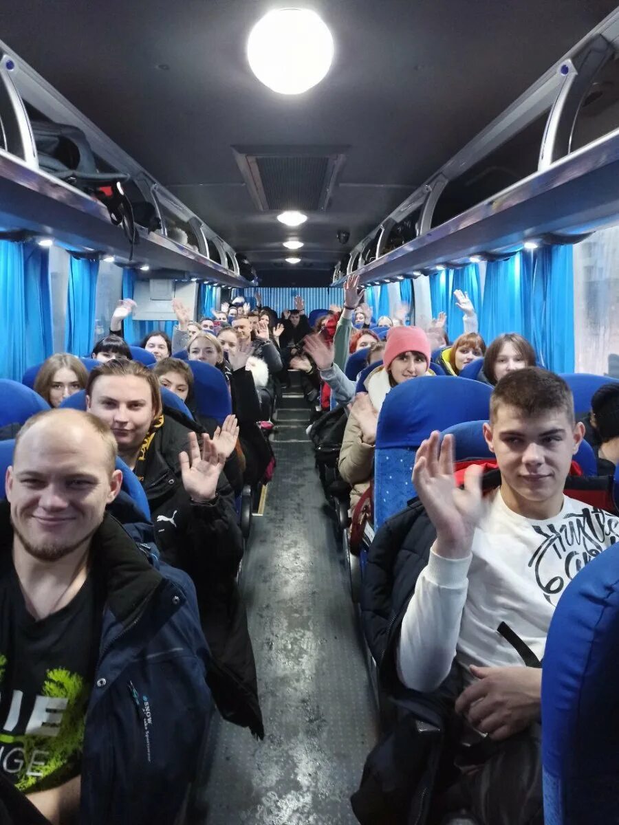 Волонтёры в 2024 коньково. Добровольцы сейчас. Волонтеры добро. Добровольцы сейчас. Волонтеры десногорск "движение первых".