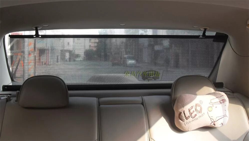 Допускается ли применять шторки на окнах. Шторки передних стекол 2022 года. Шторка на заднее стекло в автош. Шторка на заднее стекло clio 2. Штраф за автомобильные шторки.