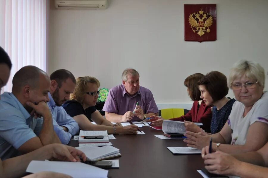 работа в чкаловском районе свежие. работа в чкаловском районе свежие. чкаловск администрация. администрация чкаловского района фото. здание администрации чкаловского района екатеринбург.