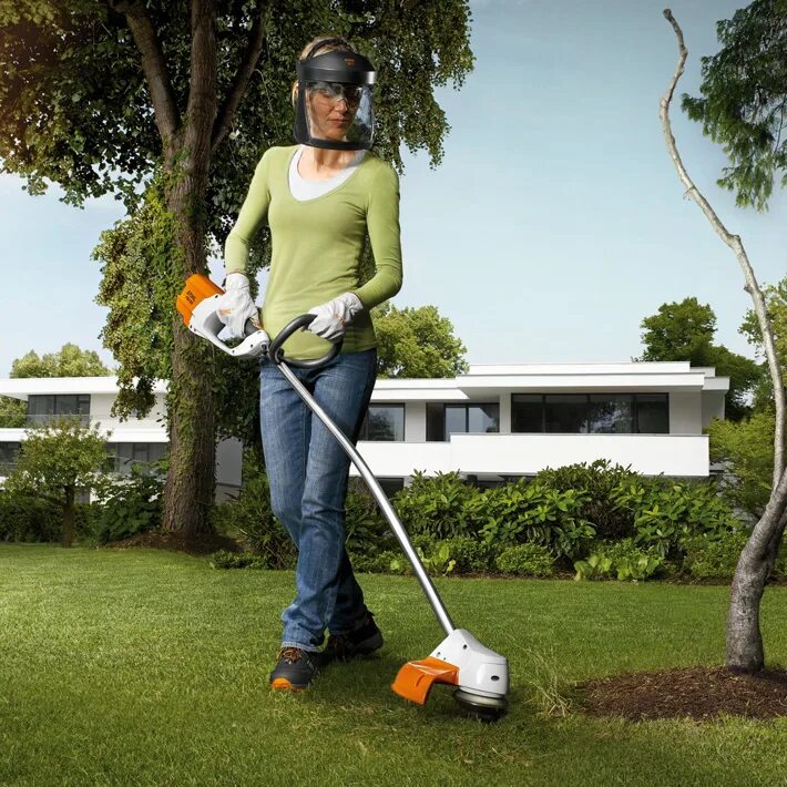 Триммер аккумуляторный Stihl FSA 85. Stihl мотокоса FSA 65. Аккумуляторная мотокоса Stihl FSA 45. Al 100 Stihl. Лучшее триммер для женщины для травы