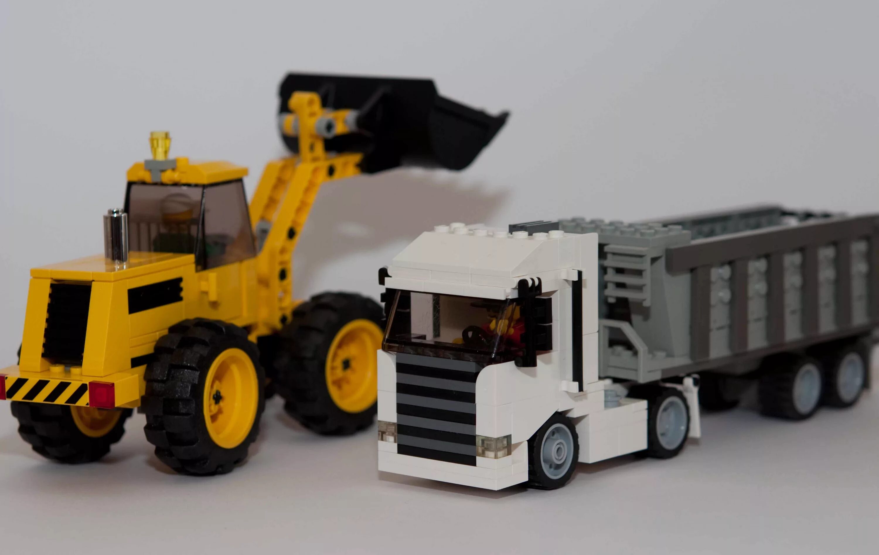 Тягач из лего самоделка lego flatbed truck for Sale OFF 72