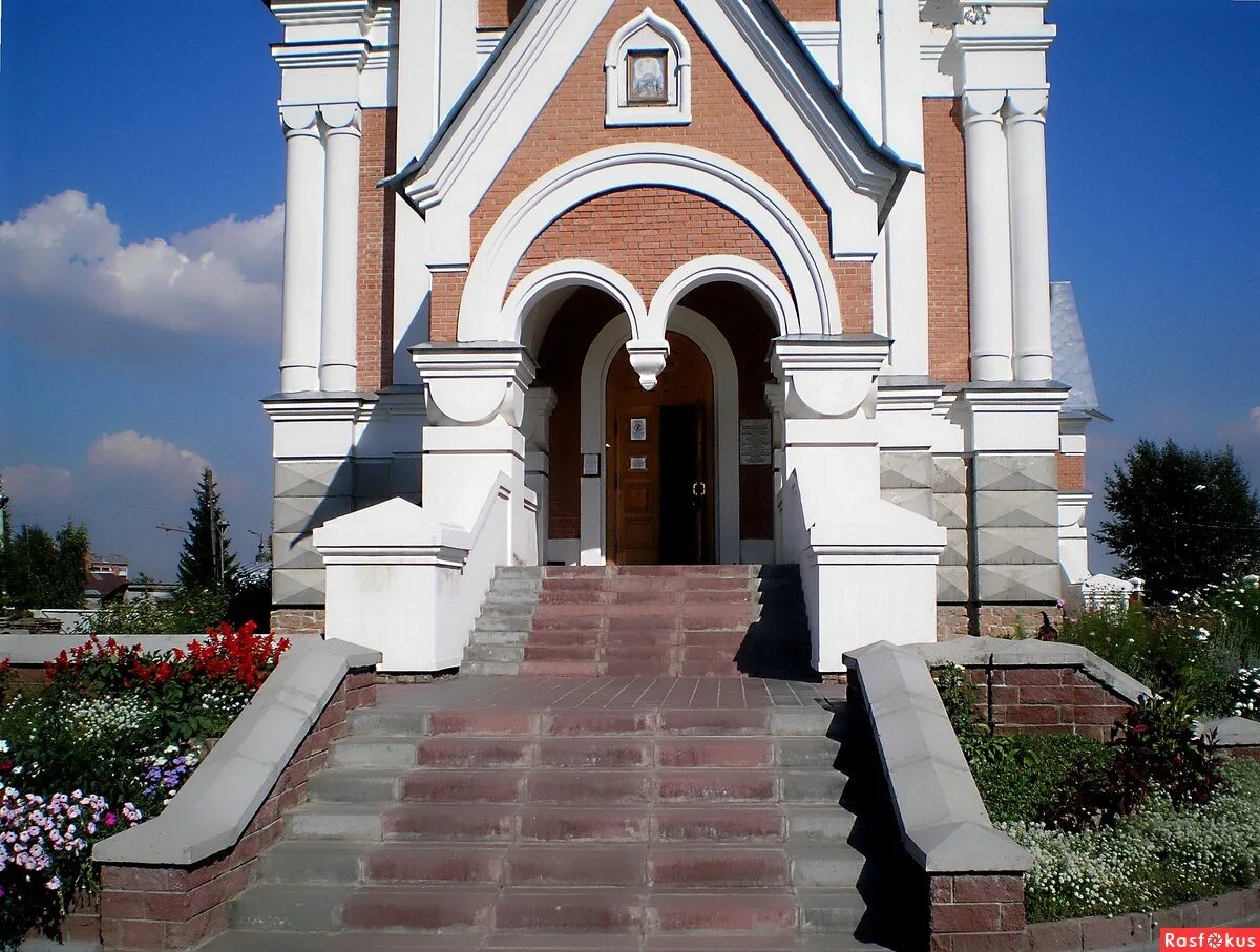 преображение господне бердск. бердск храм преображения. храм сретения господня бердск. преображенском соборе города бердска. храм в бердске преображенский собор.