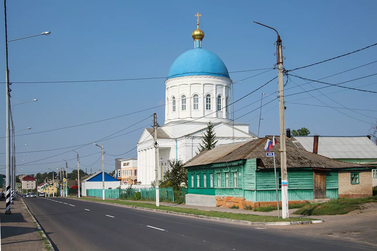 Посёлок Кромы Орловская область. Поселок Кромы храм. Свято Никольский храм Кромы. Кромы Орловская Губерния.